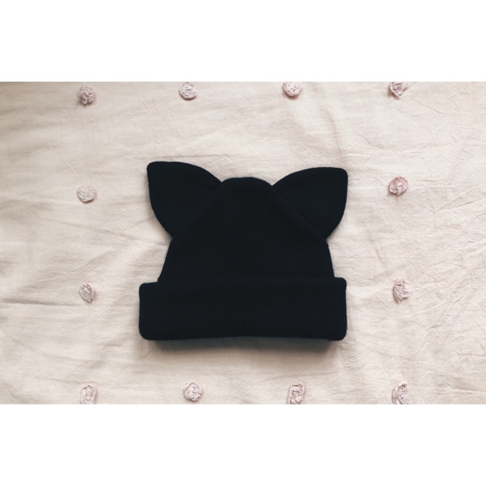 zara cat shaped beanie